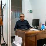 Al botteghino ci aspetta il gestore del cinema, il 74enne barese Piero Montefusco. �Nel 1998 affittai i locali di un vecchio frantoio ormai dismesso - spiega -. Li ristrutturai e vi allestii una piccola sala d�essai da 52 posti�